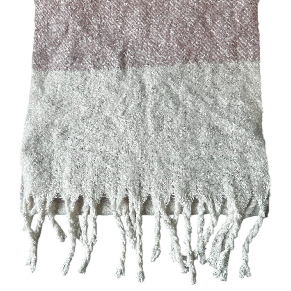 Gentle Fawn Cozy Oversized Fringe Trim Blanket Scarf NWT - Picture 5 of 11